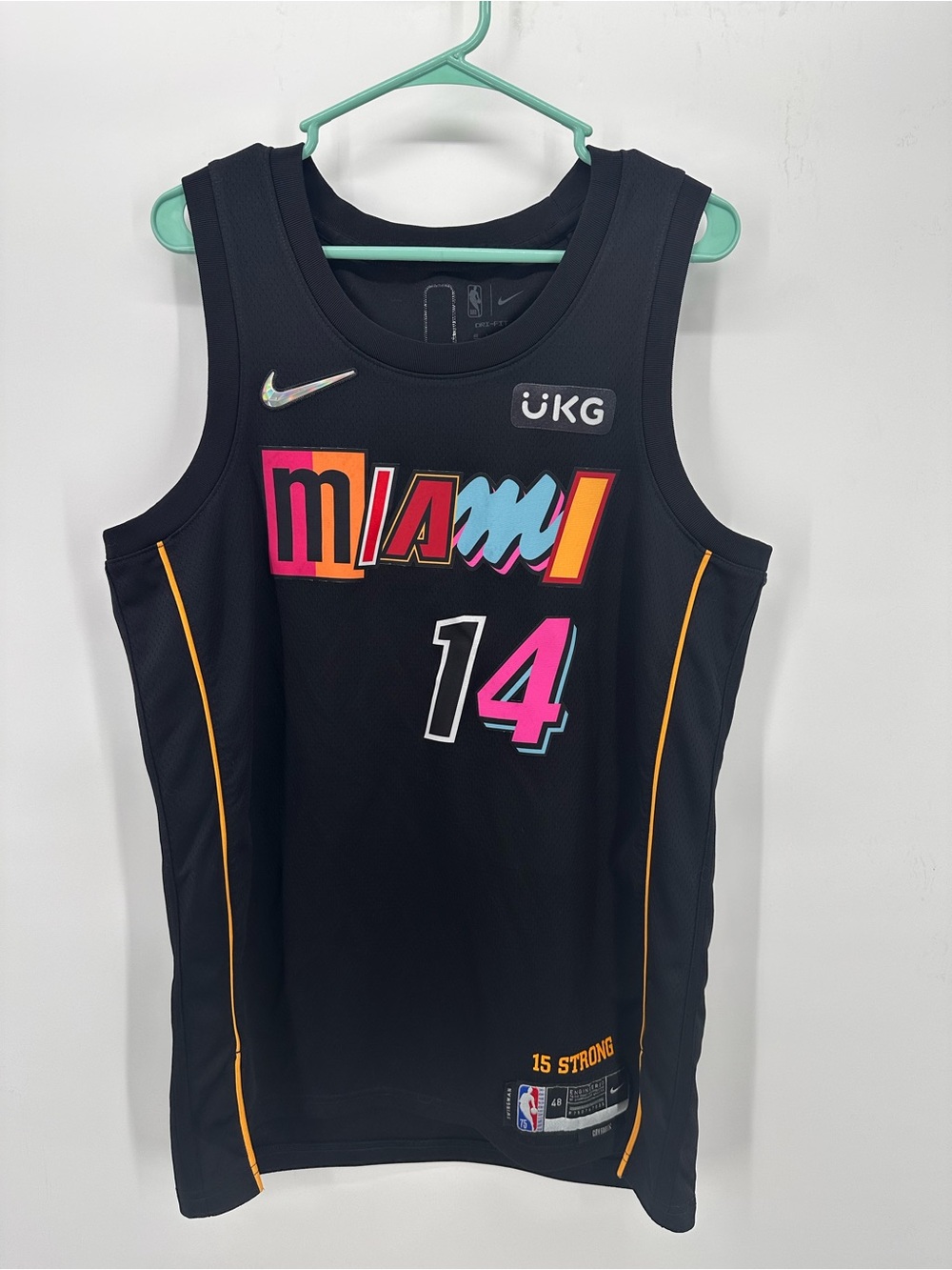 Tyler Herro Miami Heat 2021-22 City Edition Nike Jersey Size Large